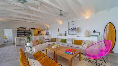 Luxury Villa Photo #26