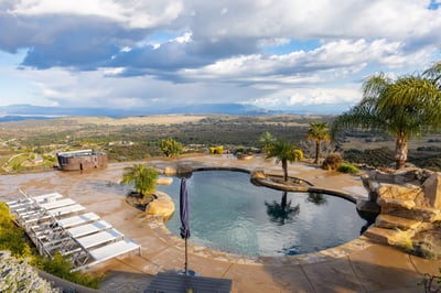 Luxury Villa Photo #9