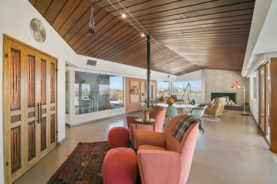 Luxury Villa Photo #20