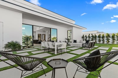 Luxury Villa Photo #12