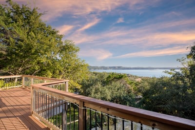 Luxury Villa Photo #3