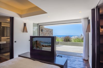 Luxury Villa Photo #42