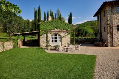 Luxury Villa Photo #4