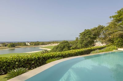 Luxury Villa Photo #4