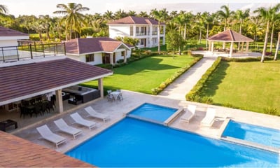 Luxury Villa Photo #2
