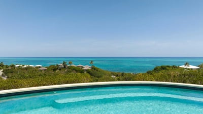 Luxury Villa Photo #8