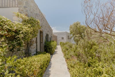 Luxury Villa Photo #16