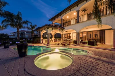 Luxury Villa Photo #6