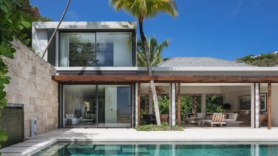 Luxury Villa Photo #4