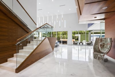 Luxury Villa Photo #23