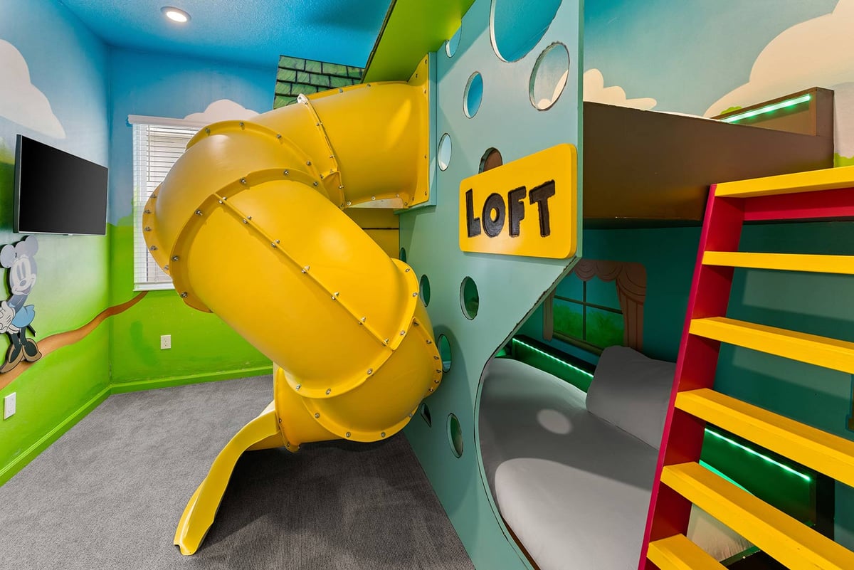 Safari Adventure at Villatel Village Solterra	