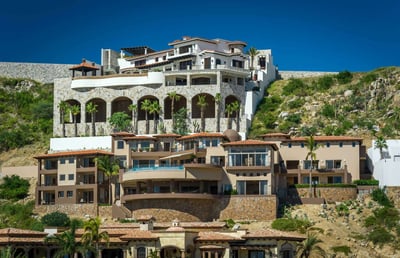Luxury Villa Photo #2