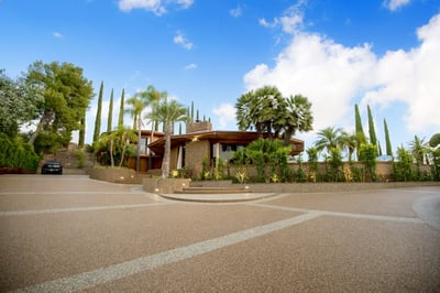 Luxury Villa Photo #25