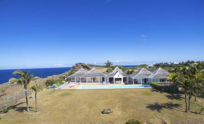 Luxury Villa Photo #6