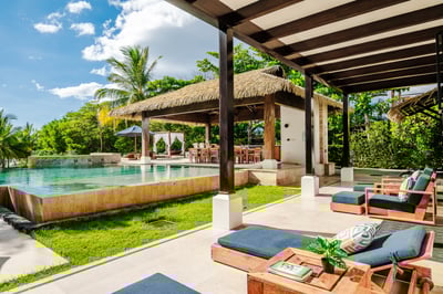 Luxury Villa Photo #17