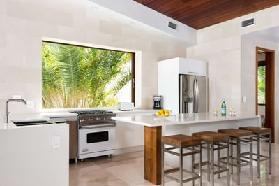 Luxury Villa Photo #6