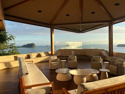 Luxury Villa Photo #12