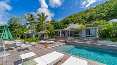Luxury Villa Photo #2