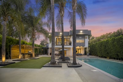 Luxury Villa Photo #21