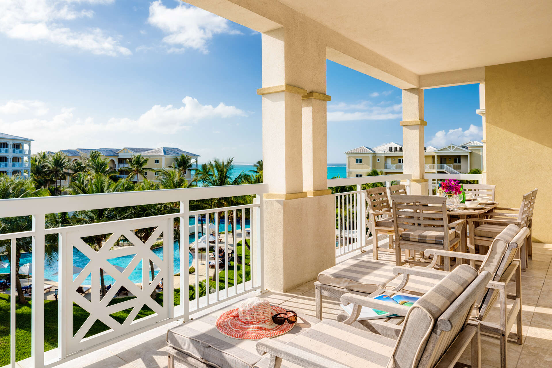 2 BDM Ocean View Suite at Alexandra Resort - 1