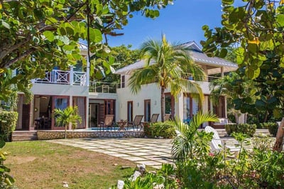 Luxury Villa Photo #4