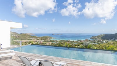 Luxury Villa Photo #9