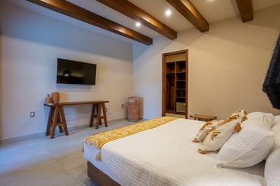 Luxury Villa Photo #46