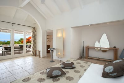 Luxury Villa Photo #36