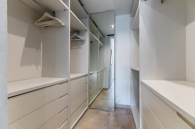 Luxury Villa Photo #28