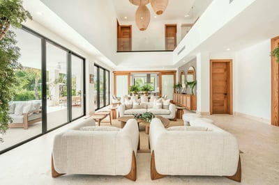 Luxury Villa Photo #49
