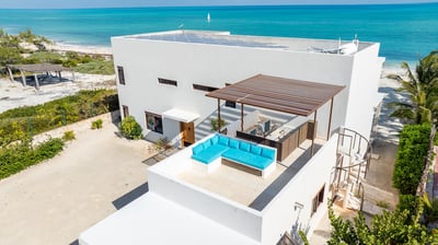 Luxury Villa Photo #6