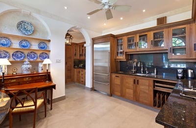 Luxury Villa Photo #15