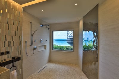 Luxury Villa Photo #26