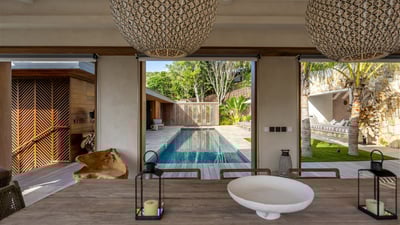 Luxury Villa Photo #36