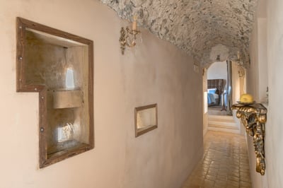 Luxury Villa Photo #34