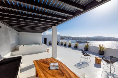Luxury Villa Photo #8