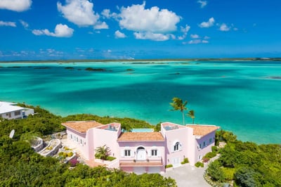 Luxury Villa Photo #7