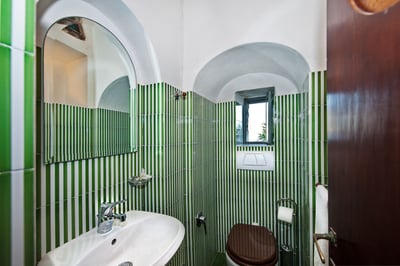 Luxury Villa Photo #35