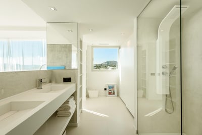 Luxury Villa Photo #25