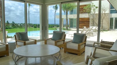 Luxury Villa Photo #17