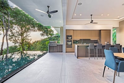 Luxury Villa Photo #24
