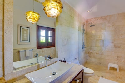 Luxury Villa Photo #57