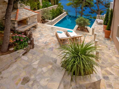 Luxury Villa Photo #2
