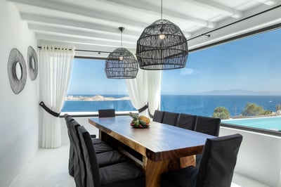 Luxury Villa Photo #10