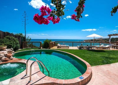 Luxury Villa Photo #7