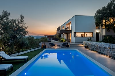 Luxury Villa Photo #2