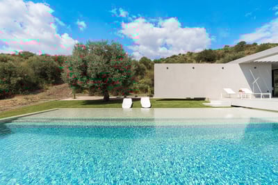 Luxury Villa Photo #6