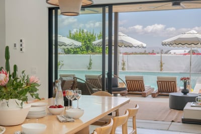 Luxury Villa Photo #18