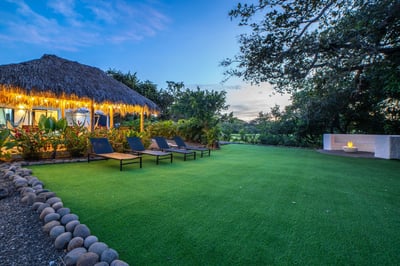 Luxury Villa Photo #6