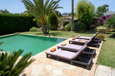 Luxury Villa Photo #3
